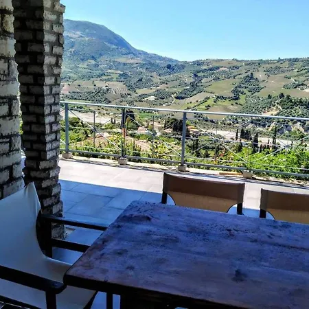 Charming Stone Maisonettes Willa *