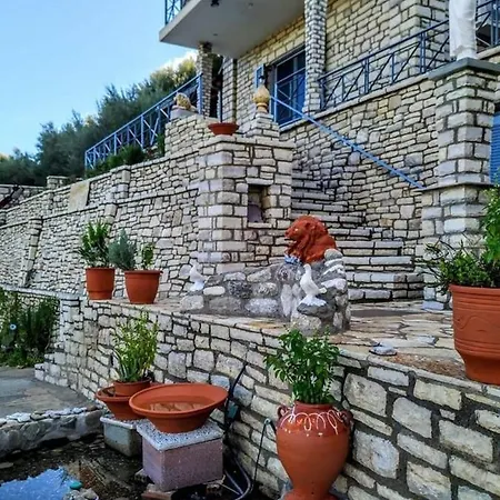 Villa Charming Stone Maisonettes Aigio