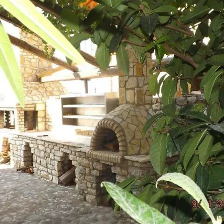 Charming Stone Maisonettes Willa *